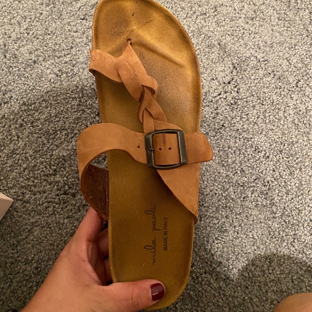 Sandals - tan